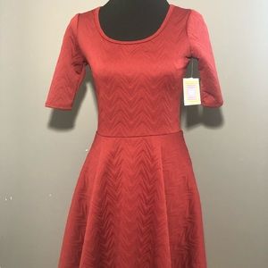 Small LuLaRoe Nicole